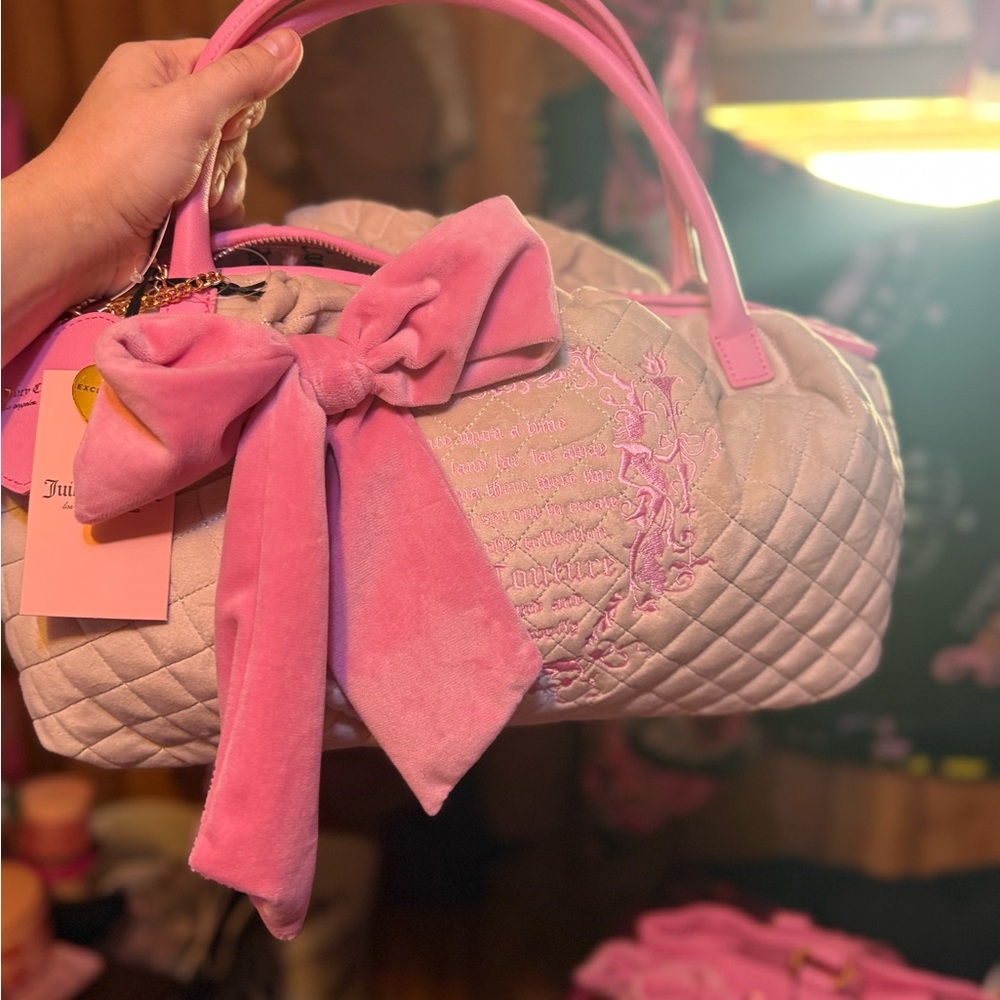 Juicy couture juicy tale bowler